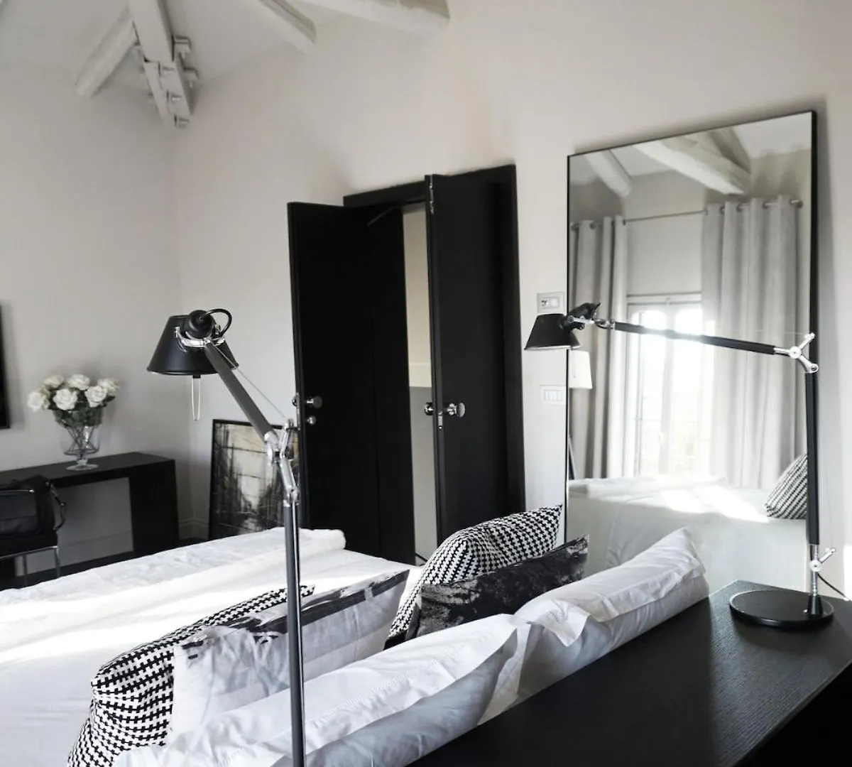 Venetian 17Th Palazzo Brenta River Luxury Elegance Mira Apartment